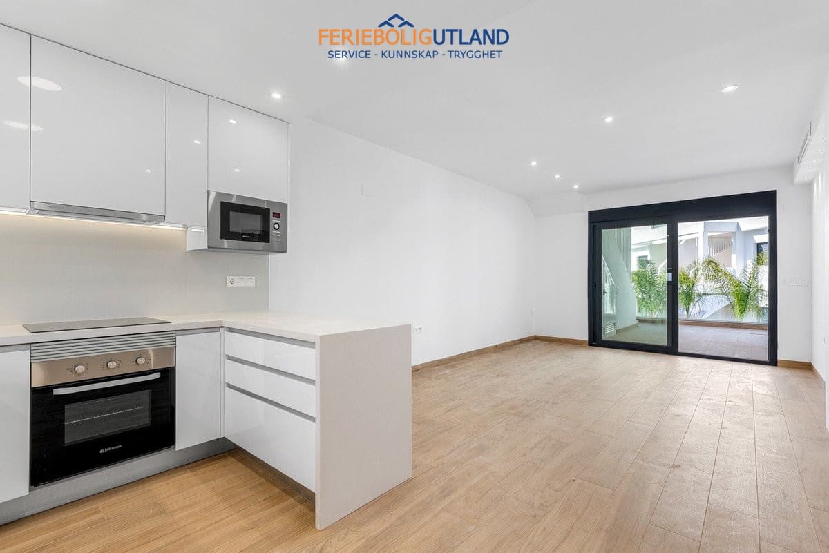 2 Zimmer Penthouse zu verkaufen in Los Balcones mit Pool Garage - 369.000 € (Ref: 10077028)