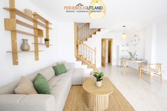 3 soverom Hus til salgs i Campoamor, Orihuela med svømmebasseng - € 375 000 (Ref: 10077033)