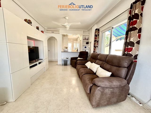 5 makuuhuone Huvila myytävänä paikassa Villamartin, Orihuela mukana uima-altaan 
autotalli - 269 000 € (Ref: 10077035)