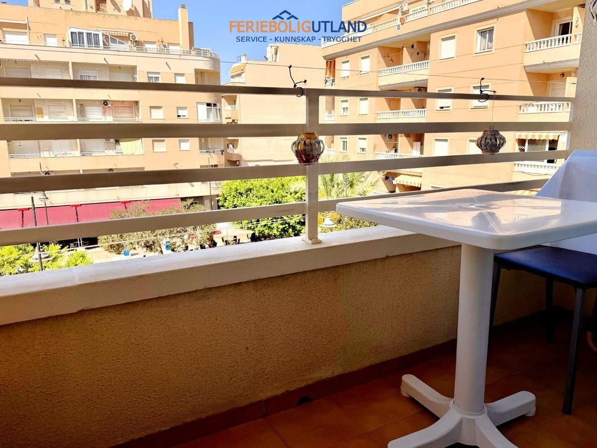 2 soveværelse Lejlighed til salg i Torrevieja - € 135.000 (Ref: 10078778)