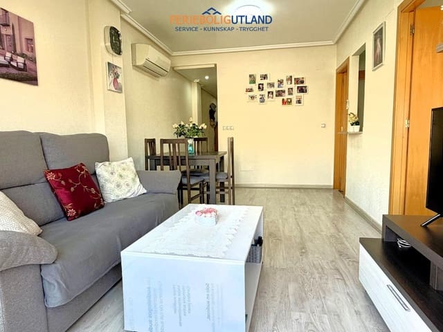 2 soveværelse Lejlighed til salg i Puerto Deportivo, Torrevieja - € 135.000 (Ref: 10078778)