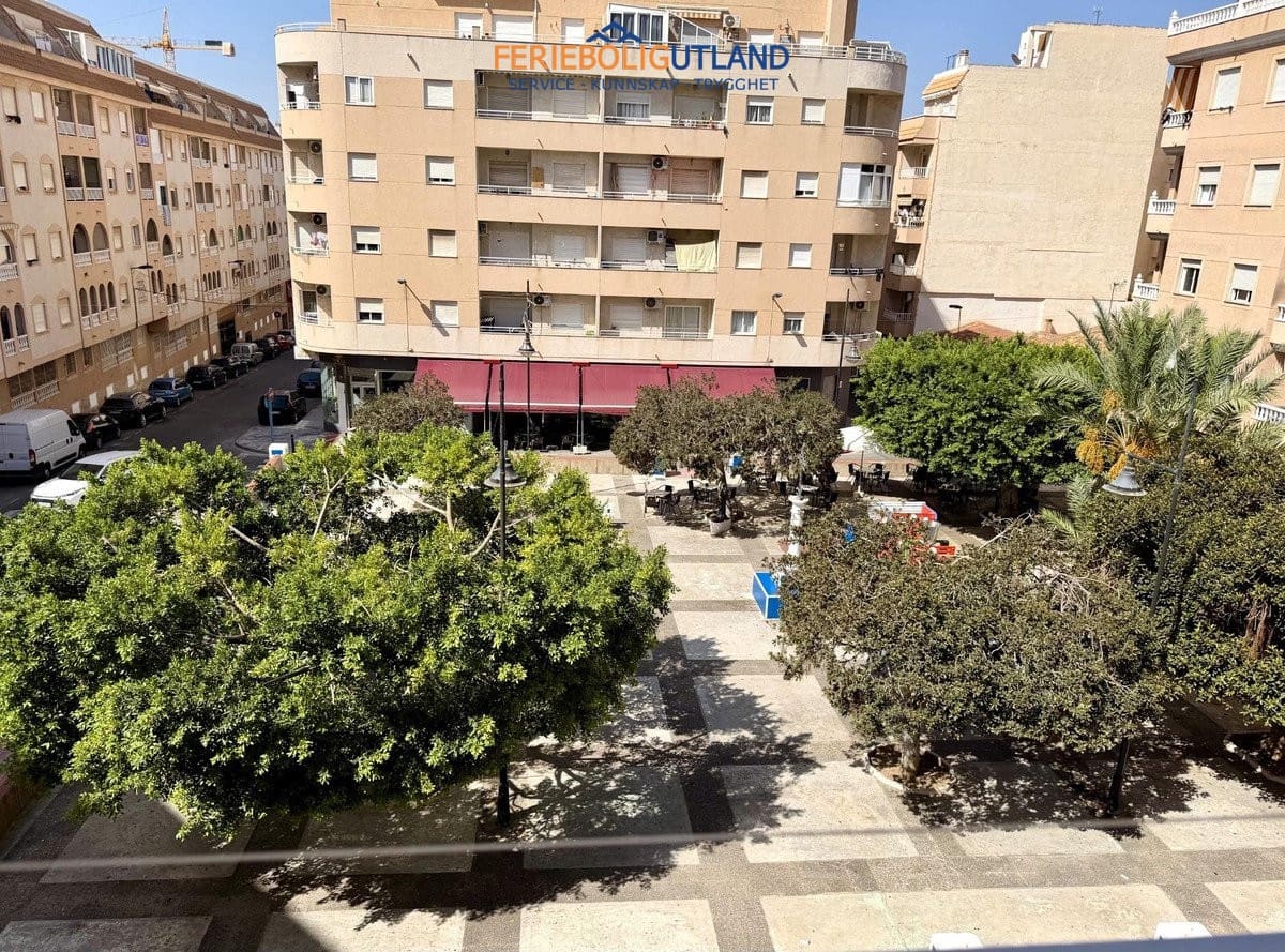 2 soveværelse Lejlighed til salg i Torrevieja - € 135.000 (Ref: 10078778)