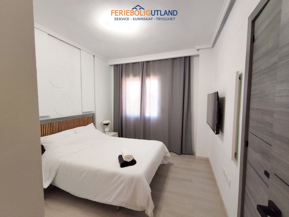 3 quarto Apartamento para venda em Torrevieja com garagem - 185 500 € (Ref: 10078779)
