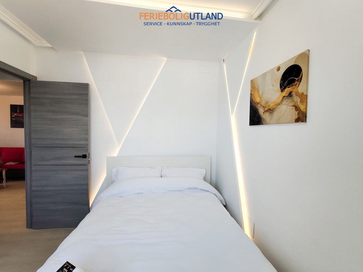 3 quarto Apartamento para venda em Torrevieja com garagem - 185 500 € (Ref: 10078779)