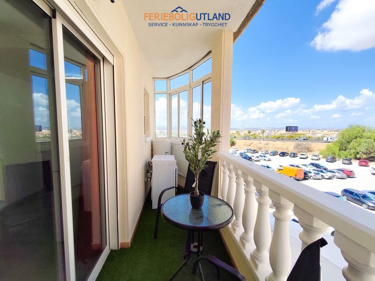 3 quarto Apartamento para venda em Torrevieja com garagem - 185 500 € (Ref: 10078779)