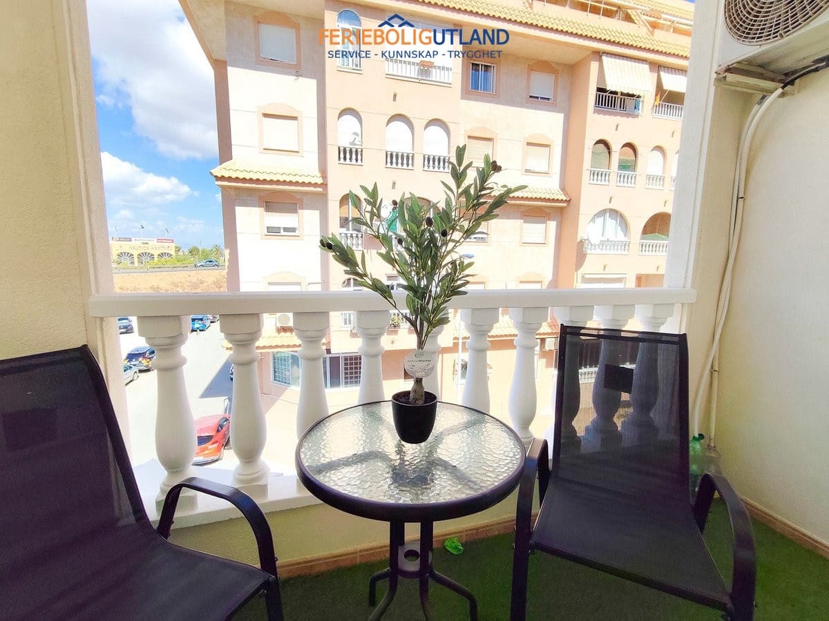 3 quarto Apartamento para venda em Torrevieja com garagem - 185 500 € (Ref: 10078779)