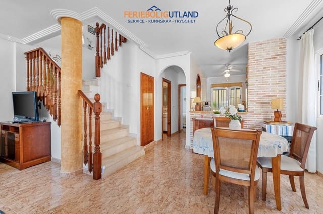 3 chambre Villa/Maison à vendre à El Raso, Guardamar del Segura avec piscine garage - 290 000 € (Ref: 10078780)