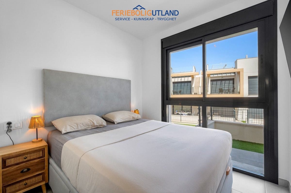 2 bedroom Apartment for sale in Villamartin with pool garage - € 279,000 (Ref: 10078781)