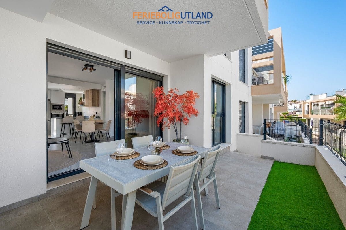 2 bedroom Apartment for sale in Villamartin with pool garage - € 279,000 (Ref: 10078781)