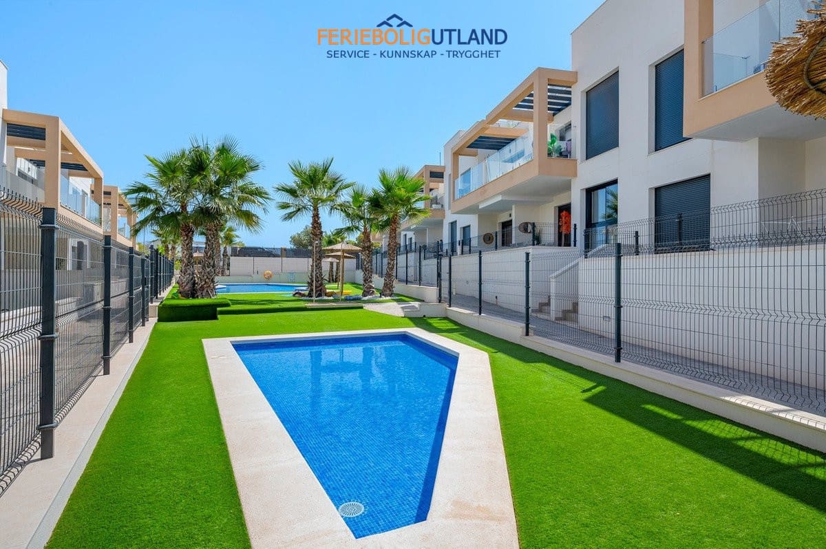2 bedroom Apartment for sale in Villamartin with pool garage - € 279,000 (Ref: 10078781)
