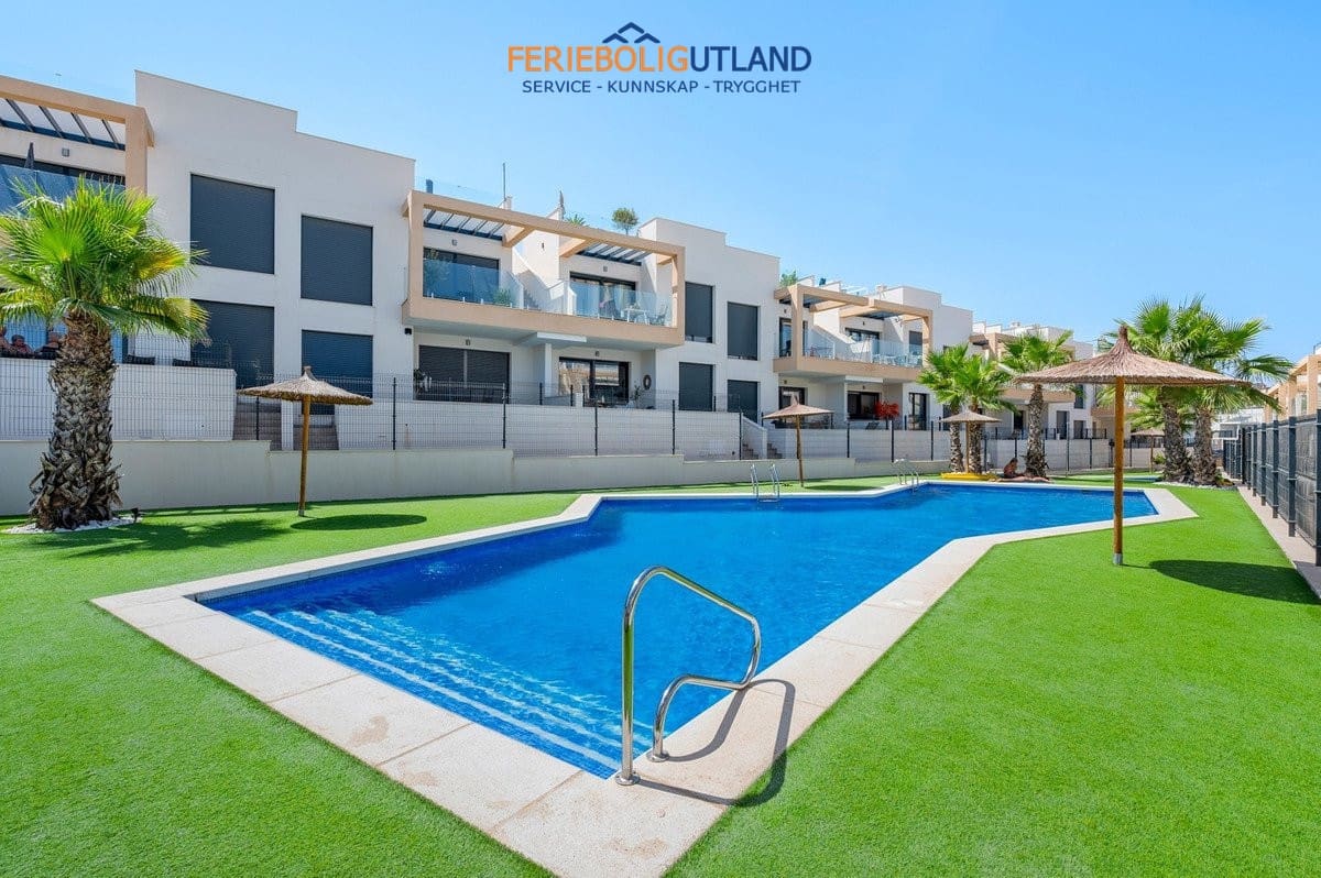 2 bedroom Apartment for sale in Villamartin with pool garage - € 279,000 (Ref: 10078781)
