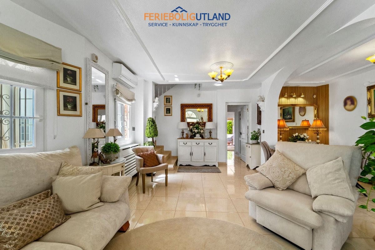 3 quarto Moradia para venda em Los Dolses com piscina garagem - 479 000 € (Ref: 10078783)