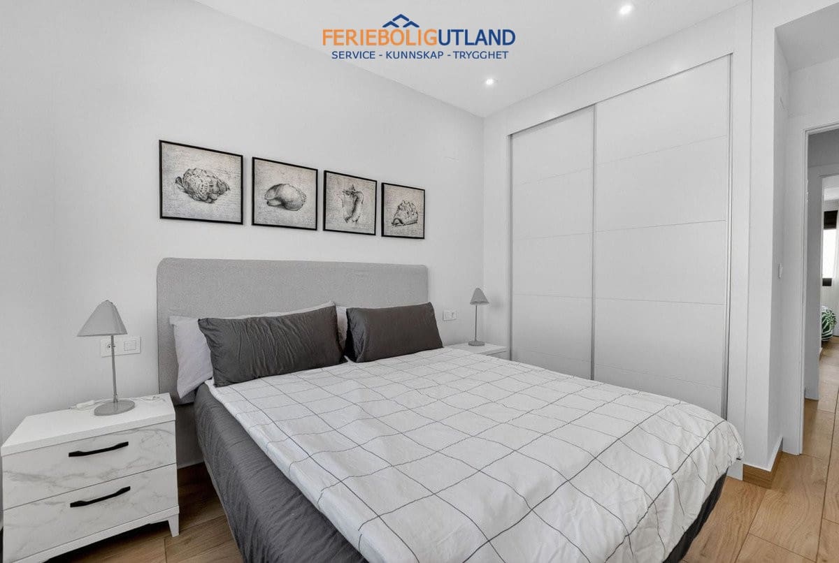 2 sovrum Lägenhet till salu i Los Balcones med pool garage - 295 000 € (Ref: 10078784)
