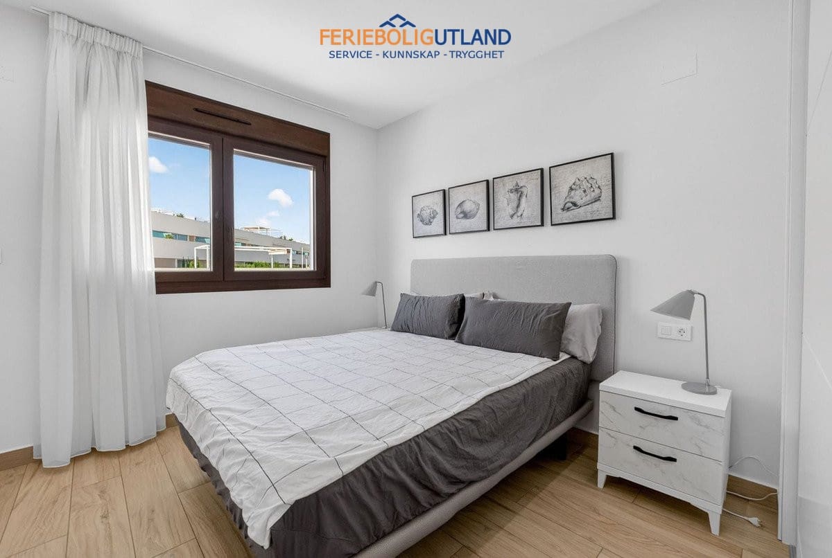 2 sovrum Lägenhet till salu i Los Balcones med pool garage - 295 000 € (Ref: 10078784)