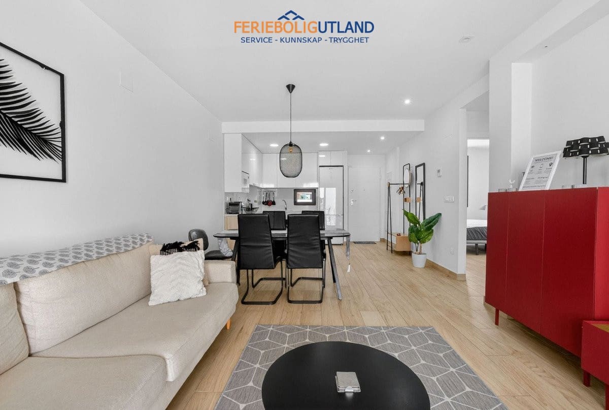 2 sovrum Lägenhet till salu i Los Balcones med pool garage - 295 000 € (Ref: 10078784)