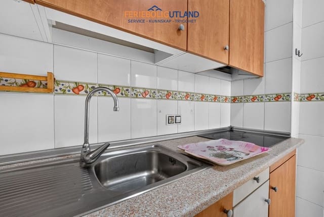 2 Zimmer Apartment zu verkaufen in Centro - Muelle Pesquero, Torrevieja mit Pool - 139.000 € (Ref: 10078785)