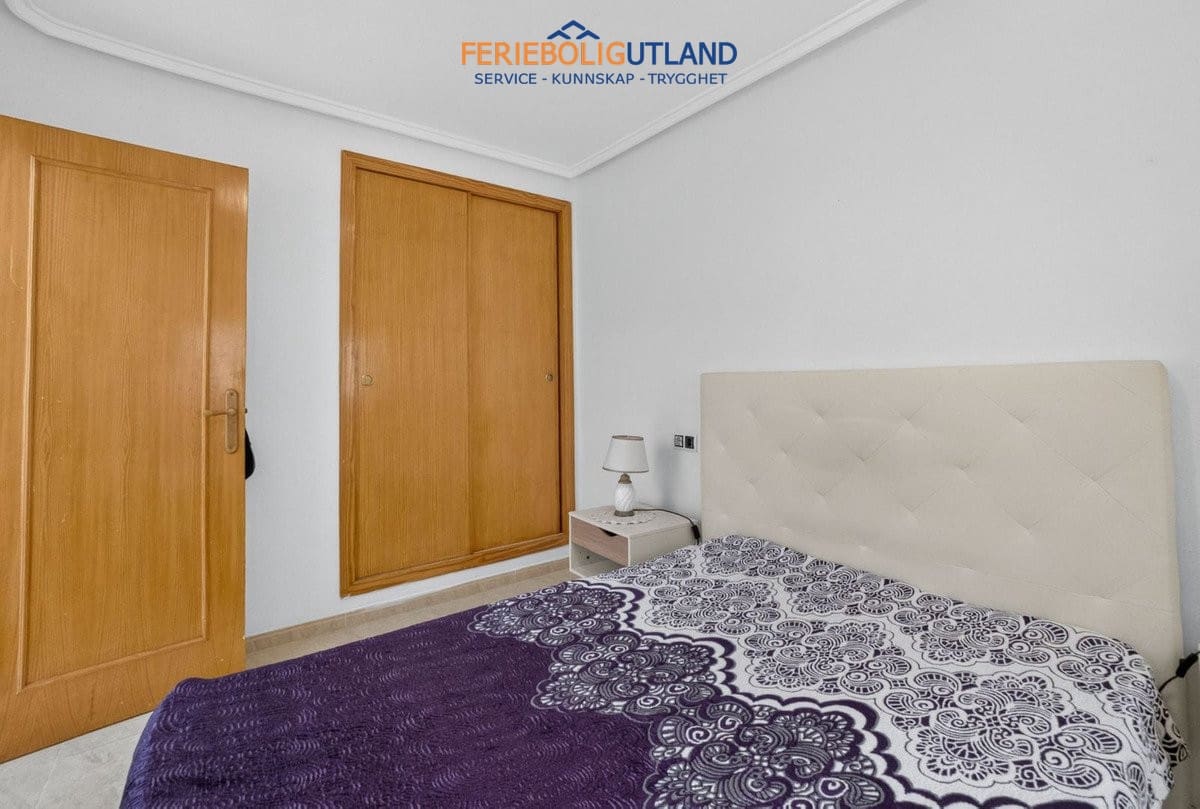 2 Zimmer Apartment zu verkaufen in Torrevieja mit Pool - 139.000 € (Ref: 10078785)