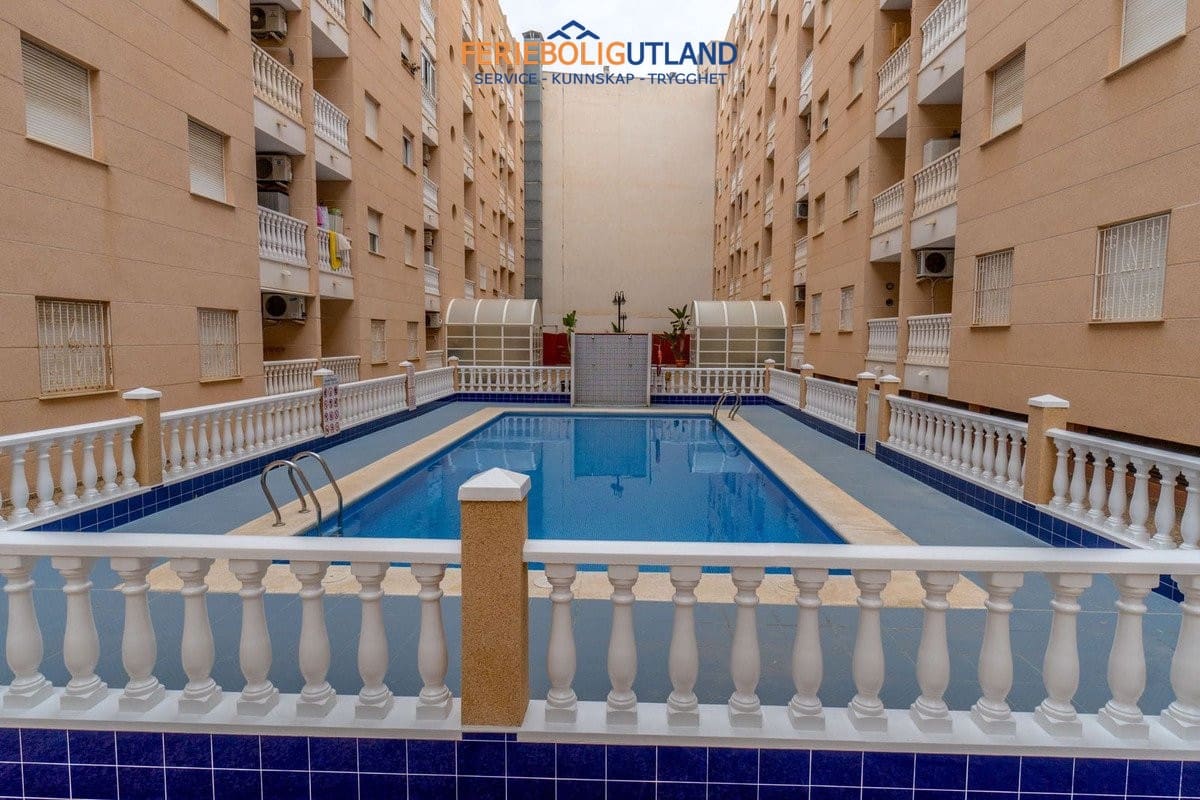2 Zimmer Apartment zu verkaufen in Torrevieja mit Pool - 139.000 € (Ref: 10078785)