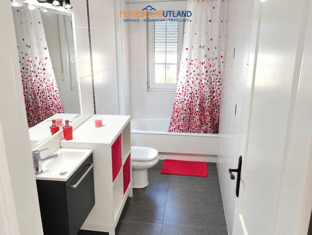 4 bedroom Townhouse for sale in Almoradi with pool garage - € 230,000 (Ref: 10078787)