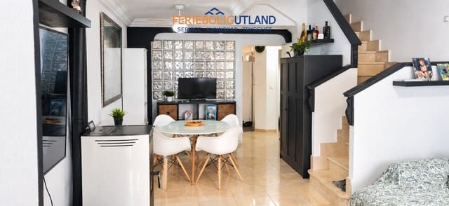 4 bedroom Townhouse for sale in Almoradí with pool garage - € 230,000 (Ref: 10078787)
