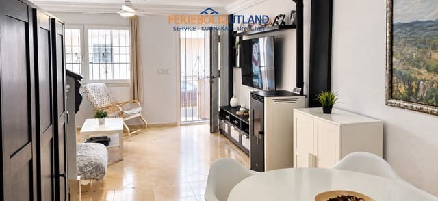 4 bedroom Townhouse for sale in Almoradí with pool garage - € 230,000 (Ref: 10078787)