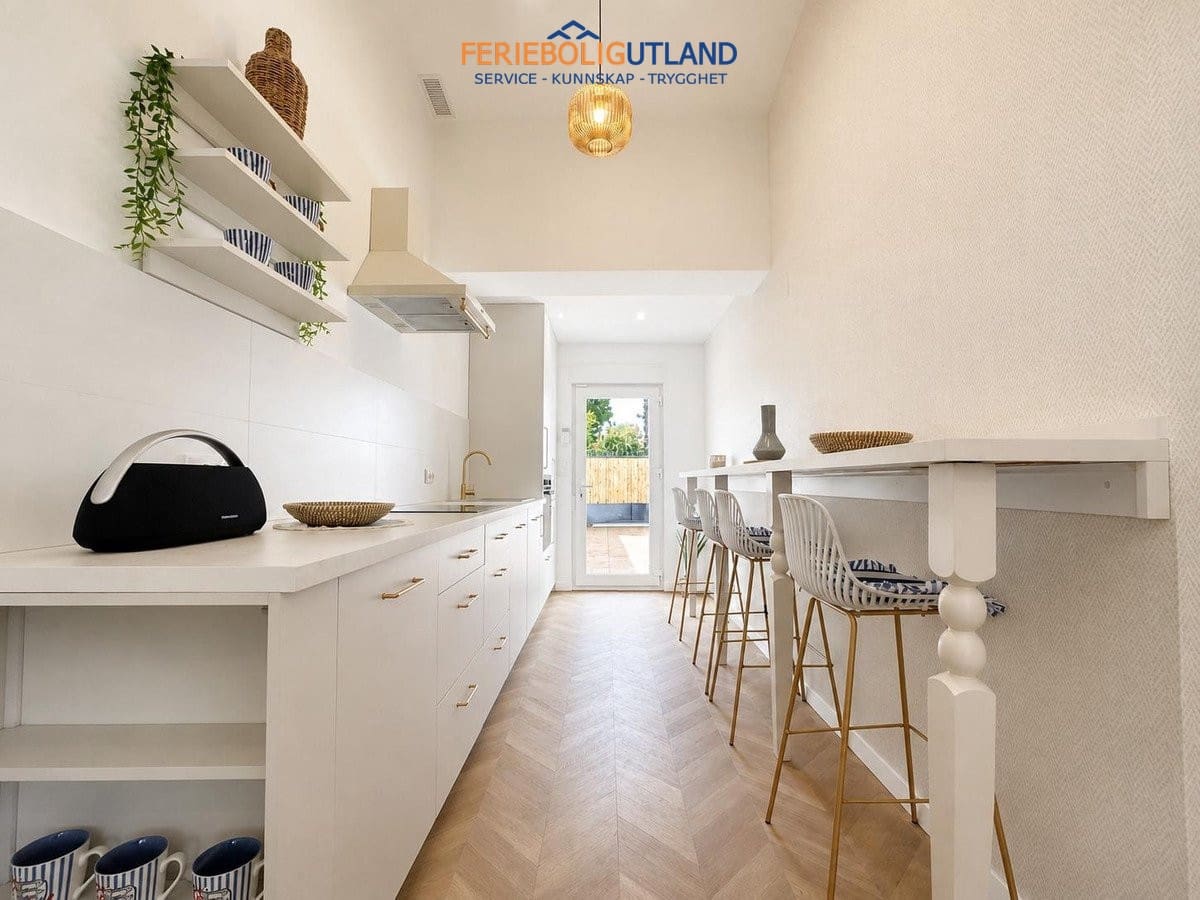 Pareado de 4 habitaciones en Orihuela Costa en venta con piscina garaje - 749.000 € (Ref: 10078999)