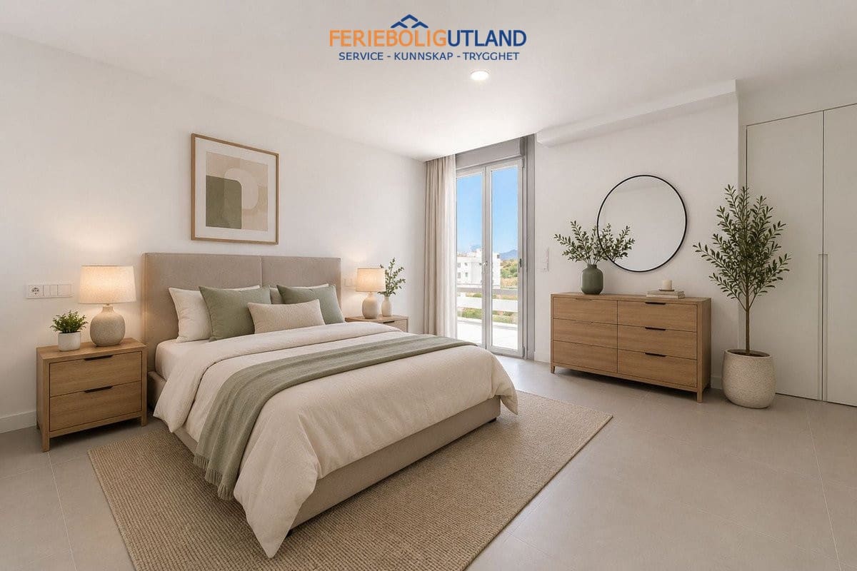 3 soveværelse Penthouse til salg i Fuengirola med swimmingpool garage - € 1.225.000 (Ref: 10079000)