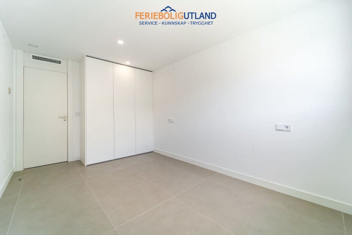 3 soveværelse Penthouse til salg i Fuengirola med swimmingpool garage - € 1.225.000 (Ref: 10079000)
