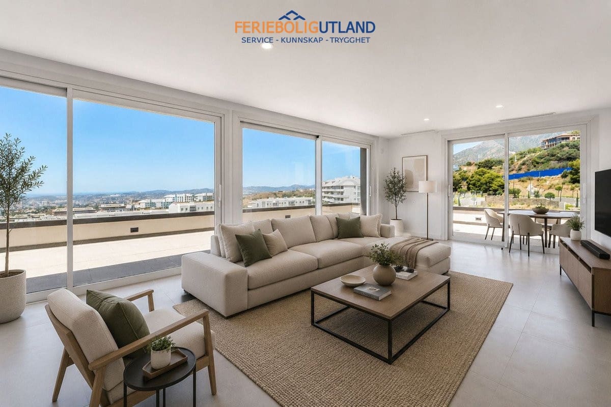 3 soveværelse Penthouse til salg i Fuengirola med swimmingpool garage - € 1.225.000 (Ref: 10079000)