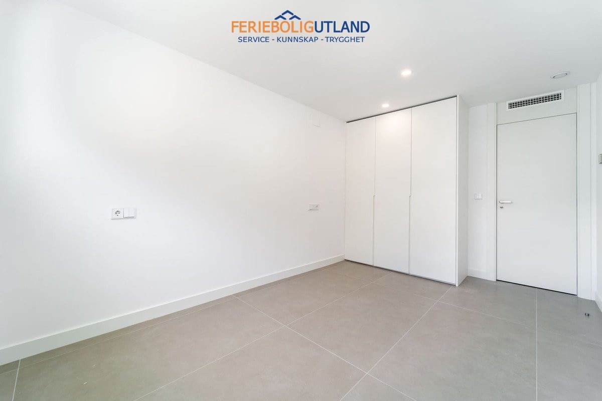 3 soveværelse Penthouse til salg i Fuengirola med swimmingpool garage - € 1.225.000 (Ref: 10079000)