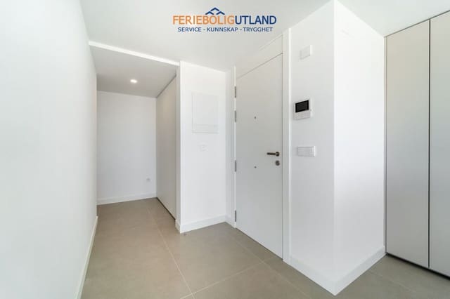 3 soveværelse Penthouse til salg i El Higuerón, Fuengirola med swimmingpool garage - € 1.225.000 (Ref: 10079000)