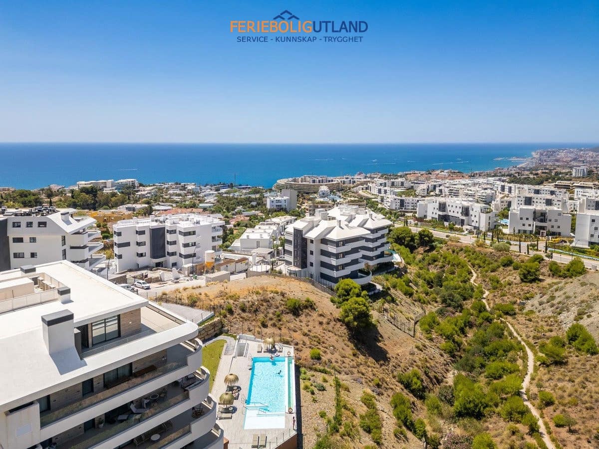 3 soveværelse Penthouse til salg i Fuengirola med swimmingpool garage - € 1.225.000 (Ref: 10079000)