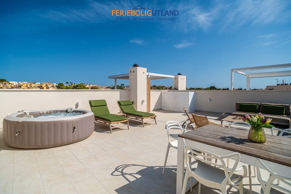 2 Zimmer Penthouse zu verkaufen in Orihuela Costa mit Pool Garage - 349.900 € (Ref: 10079002)