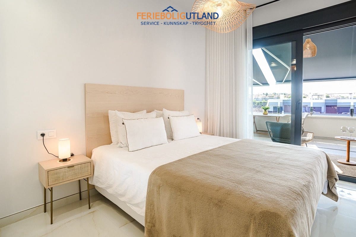 2 Zimmer Penthouse zu verkaufen in Orihuela Costa mit Pool Garage - 349.900 € (Ref: 10079002)
