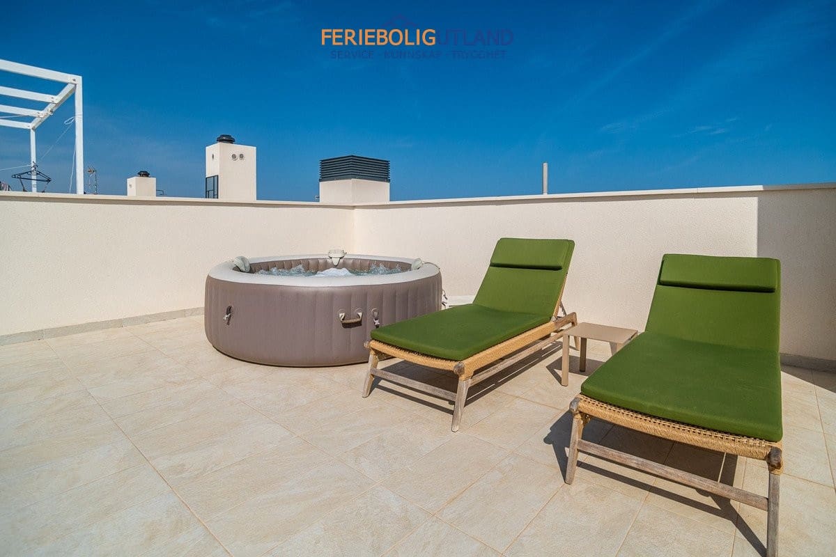 2 Zimmer Penthouse zu verkaufen in Orihuela Costa mit Pool Garage - 349.900 € (Ref: 10079002)