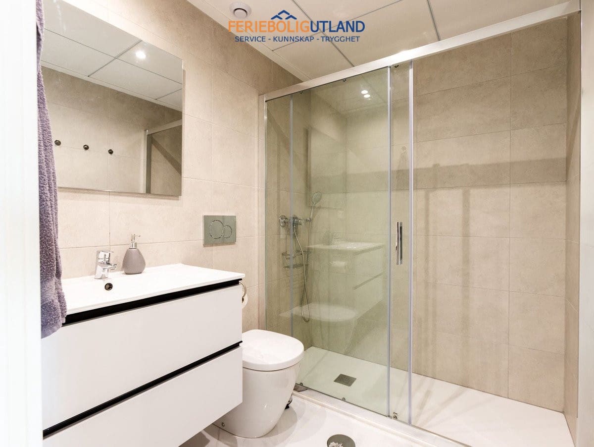 Ático de 2 habitaciones en Villamartin en venta con piscina garaje - 375.000 € (Ref: 10079003)