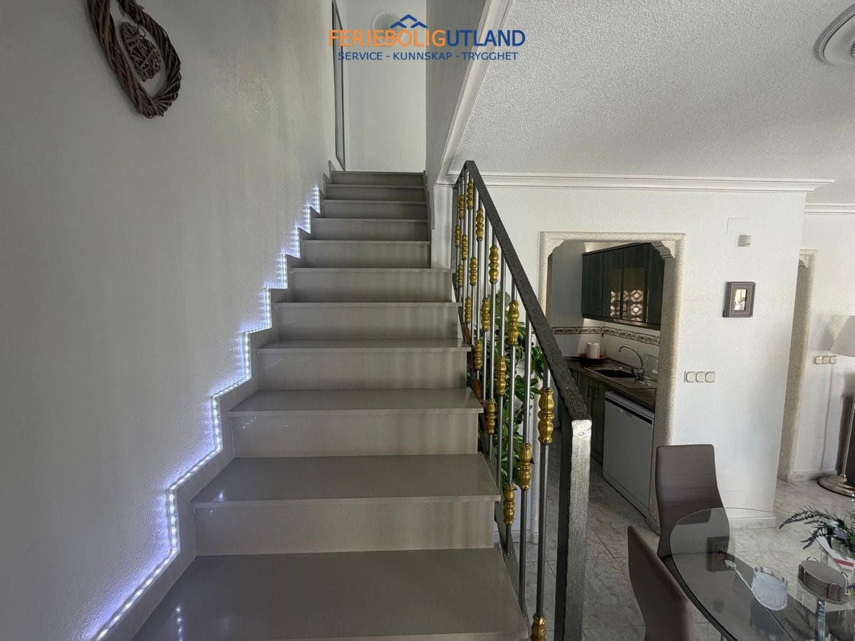3 Zimmer Villa zu verkaufen in Ciudad Quesada mit Pool - 275.000 € (Ref: 10079004)