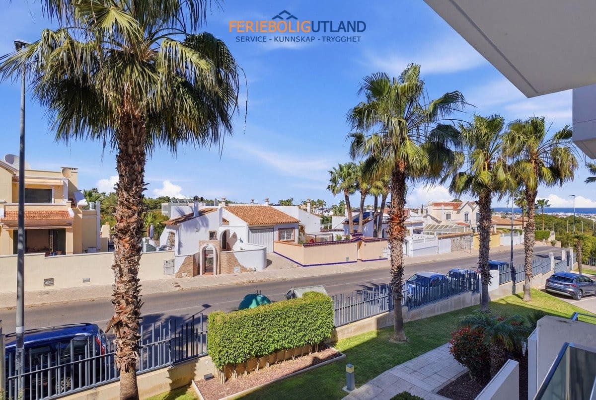 2 soveværelse Lejlighed til salg i Los Dolses med swimmingpool garage - € 289.000 (Ref: 10079006)