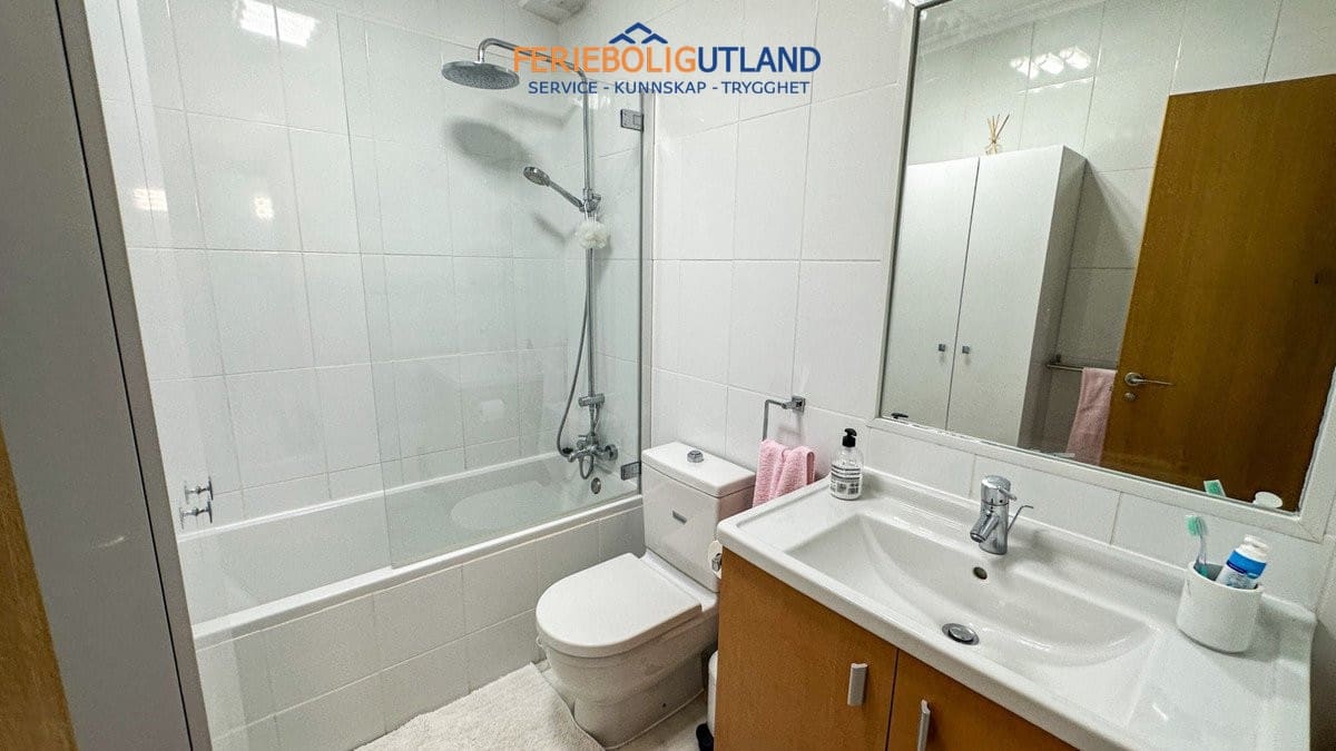 2 bedroom Townhouse for sale in Algorfa with pool garage - € 249,950 (Ref: 10079008)