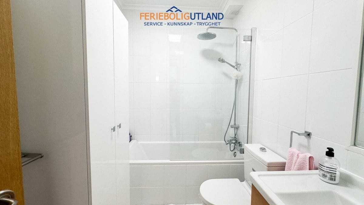 2 bedroom Townhouse for sale in Algorfa with pool garage - € 249,950 (Ref: 10079008)