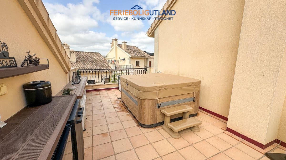 2 bedroom Townhouse for sale in Algorfa with pool garage - € 249,950 (Ref: 10079008)
