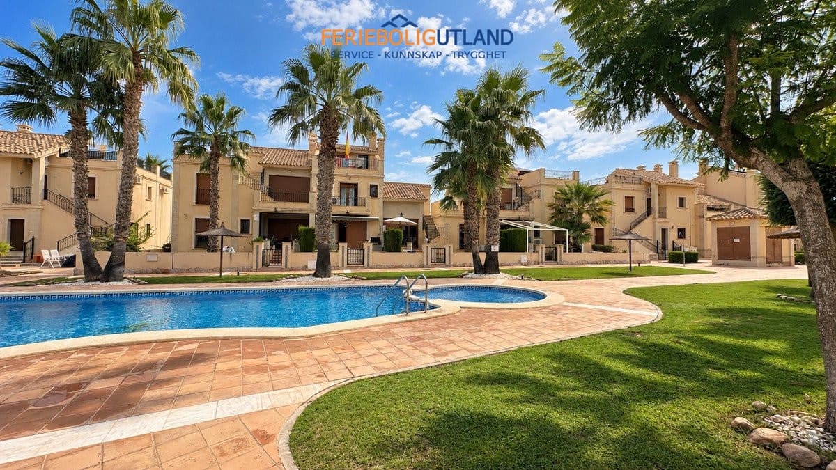 2 bedroom Townhouse for sale in Algorfa with pool garage - € 249,950 (Ref: 10079008)
