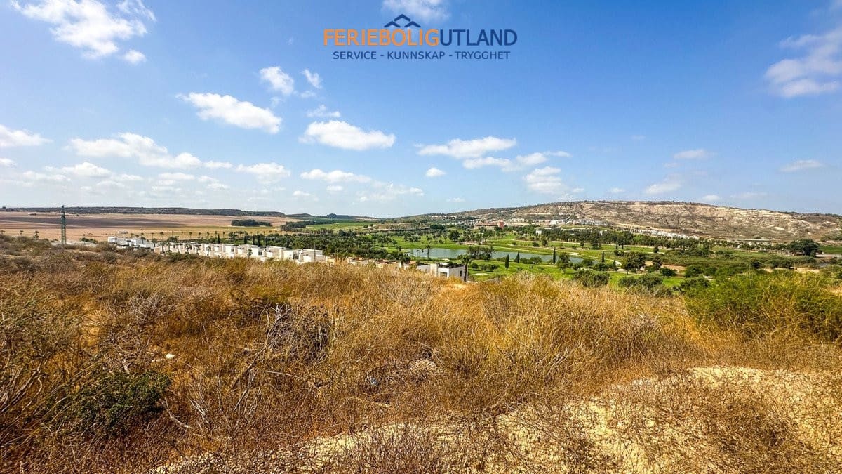 2 bedroom Townhouse for sale in Algorfa with pool garage - € 249,950 (Ref: 10079008)