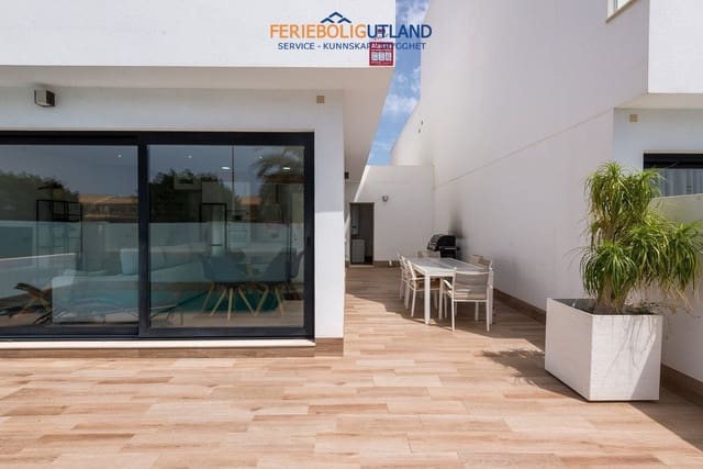 3 quarto Moradia para venda em San Pedro del Pinatar ciudad, San Pedro del Pinatar com piscina - 400 000 € (Ref: 10079010)