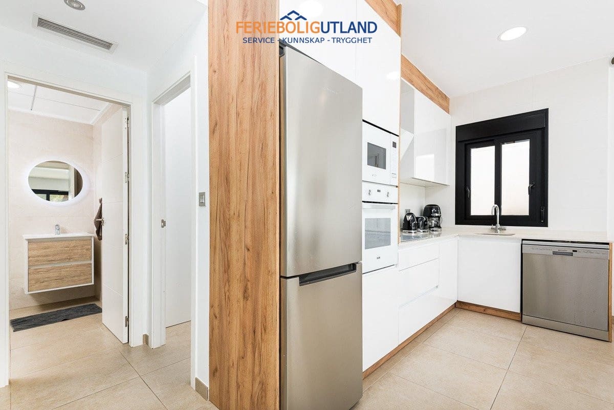 3 quarto Moradia para venda em San Pedro del Pinatar com piscina - 400 000 € (Ref: 10079010)