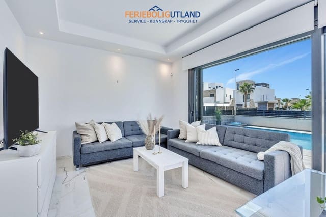 3 Zimmer Villa zu verkaufen in Los Frutales, Torrevieja mit Pool - 749.900 € (Ref: 10079011)