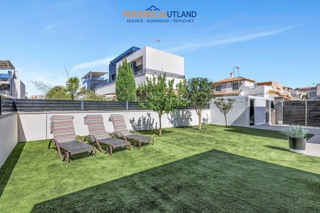 3 Zimmer Villa zu verkaufen in Los Frutales, Torrevieja mit Pool - 749.900 € (Ref: 10079011)