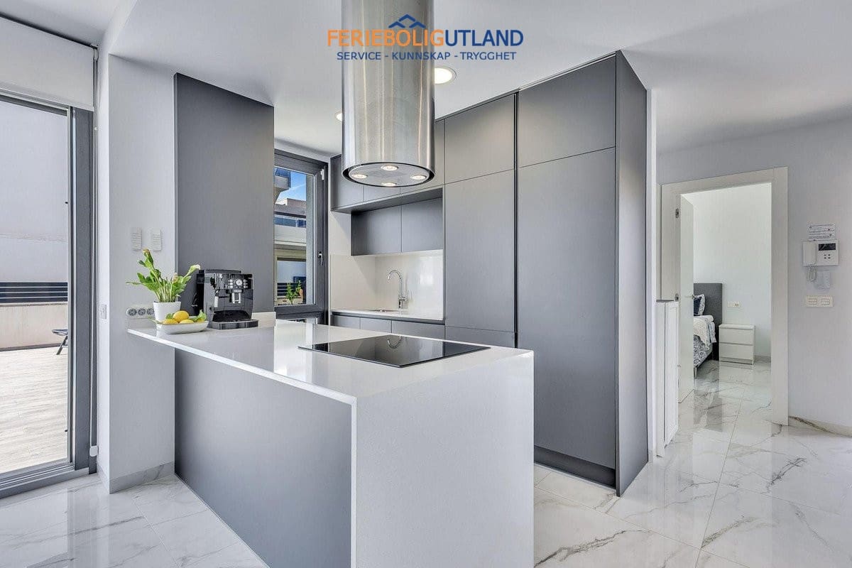 3 Zimmer Villa zu verkaufen in Torrevieja mit Pool - 749.900 € (Ref: 10079011)