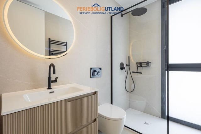 4 chambre Villa/Maison à vendre à Aguas Nuevas, Torrevieja avec piscine garage - 1 675 000 € (Ref: 10079012)