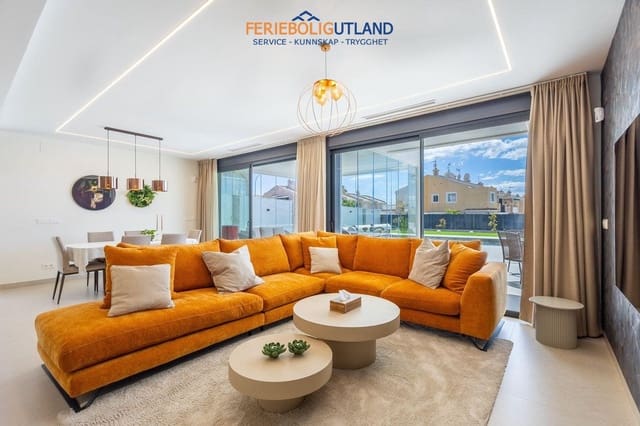 4 chambre Villa/Maison à vendre à Aguas Nuevas, Torrevieja avec piscine garage - 1 675 000 € (Ref: 10079012)